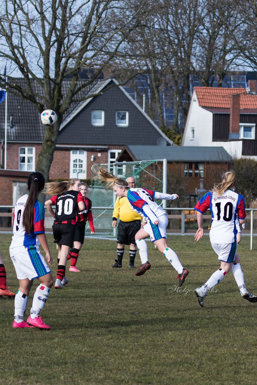 Bild 323 - wBJ SG Weststeinburg/Beidenfleth - SV Henstedt Ulzburg : Ergebnis: 0:4